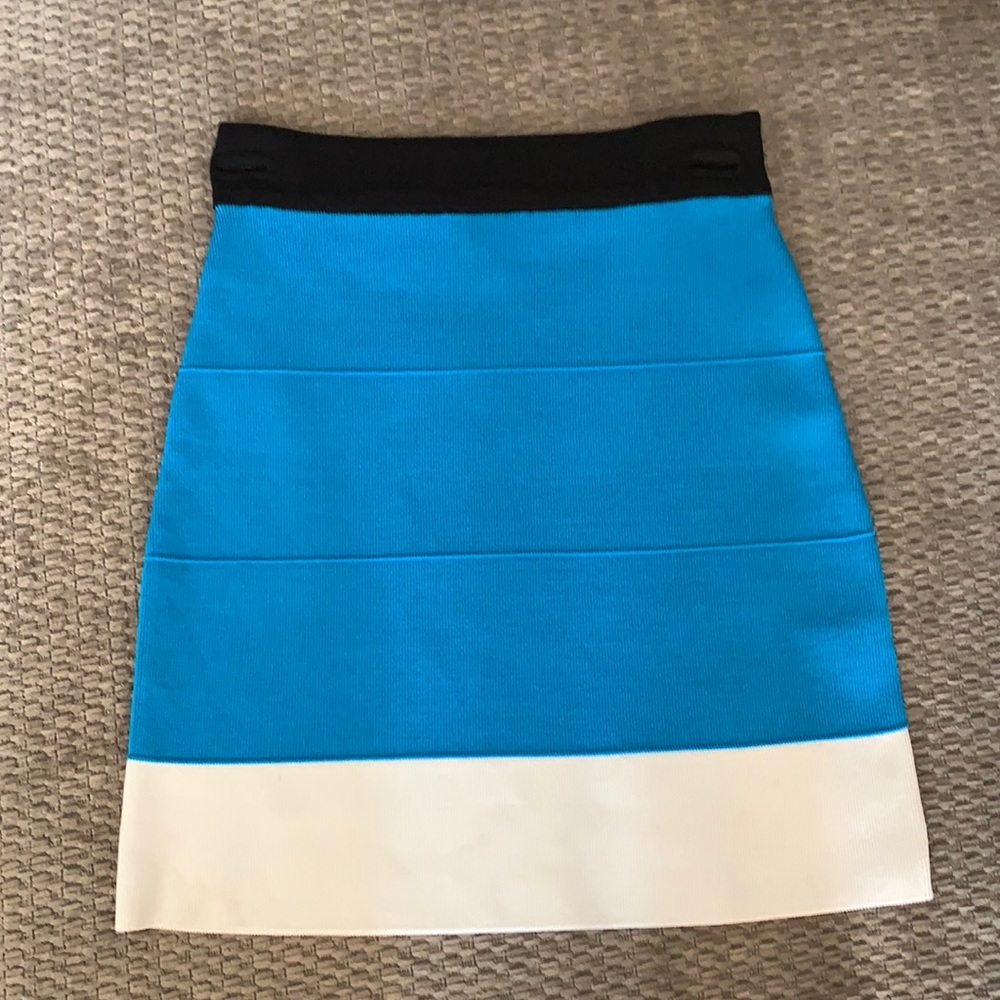 Bebe skirt